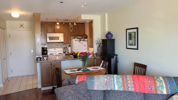 South Portland, ME 04106,148 Breakwater DR #515