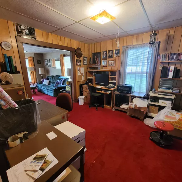 Wilton, ME 04294,17 Kent DR