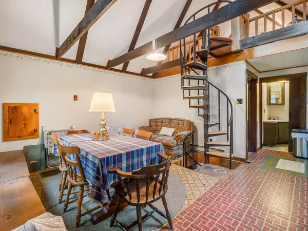 Newry, ME 04261,813 Bear River RD