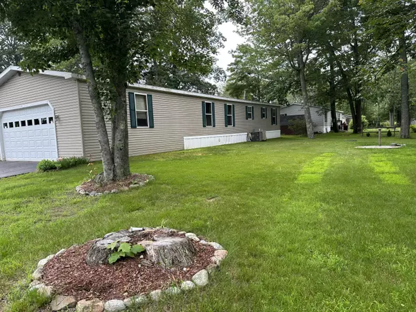 Brunswick, ME 04011,23 Karen LN