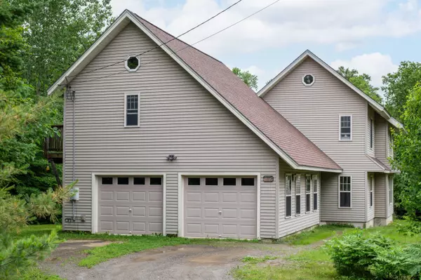 798 County RD, Milford, ME 04461