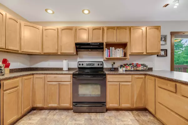 Milford, ME 04461,798 County RD