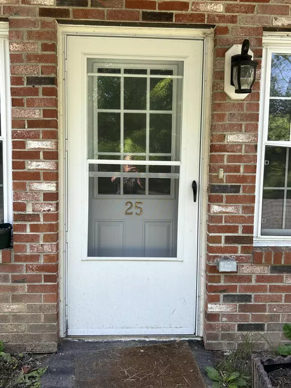 Waterville, ME 04901,35 Mathews AVE #25