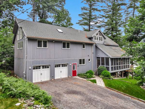 Winthrop, ME 04364,52 Larson LN