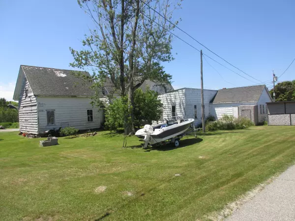 Jonesport, ME 04649,6 Bluenose ST