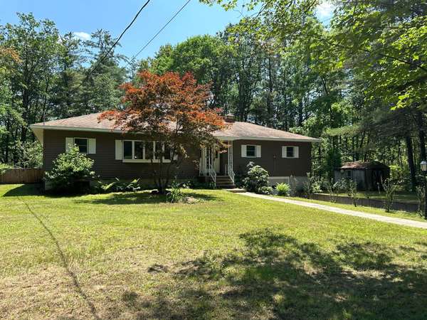 39 Teague AVE, Turner, ME 04282