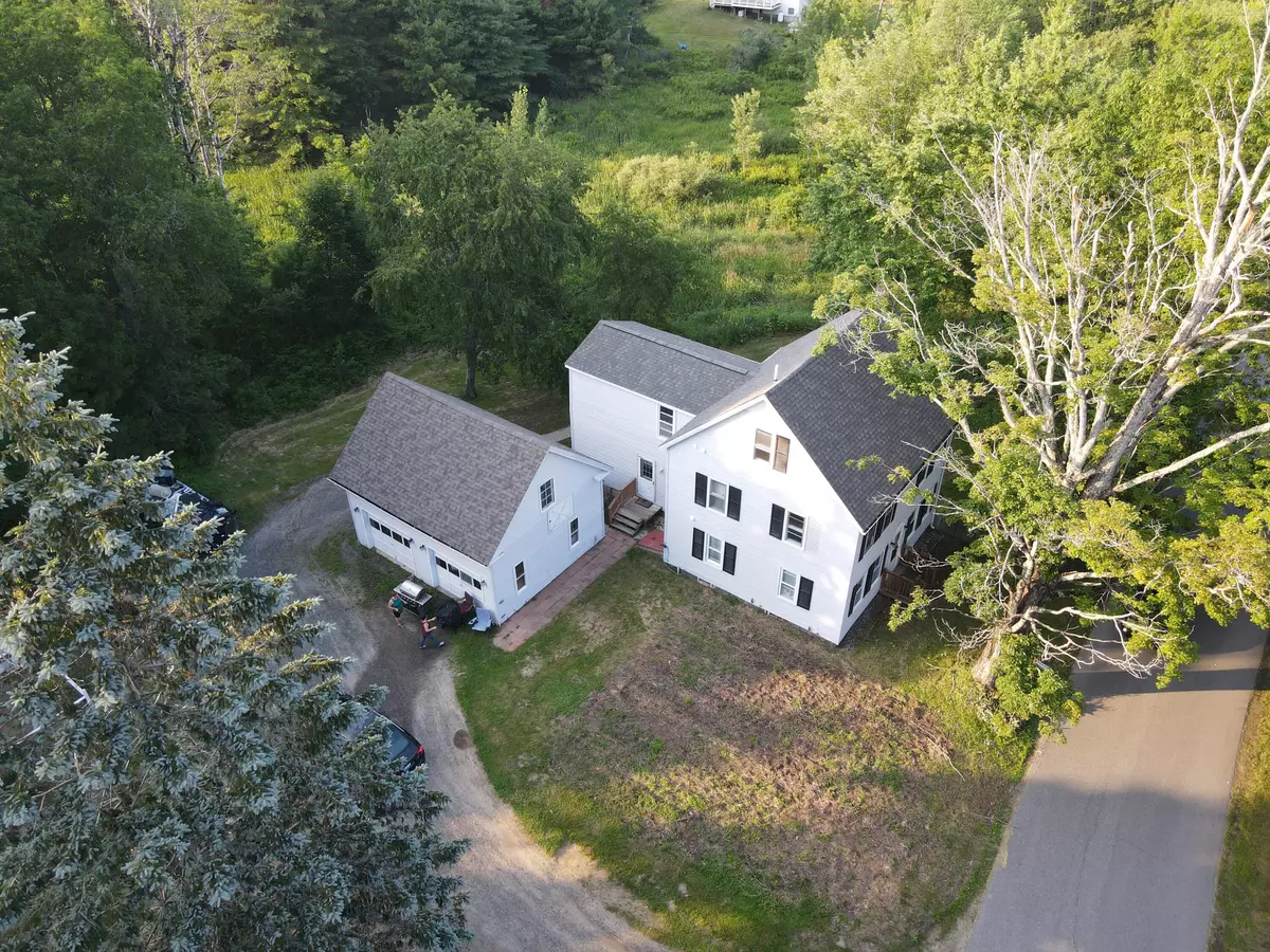 North Berwick, ME 03906,32 Pleasant ST