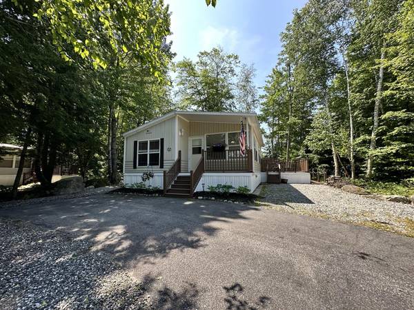 1026 Club Sebago WAY, Casco, ME 04015