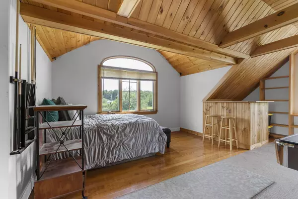 Lincolnville, ME 04849,73 Stan Cilley RD