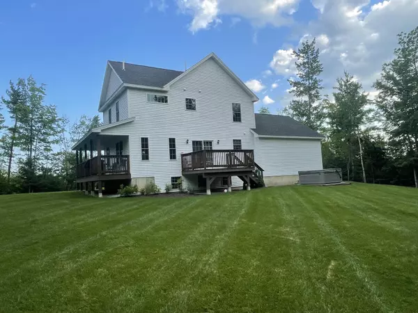 Hermon, ME 04401,2027 Hemlock DR