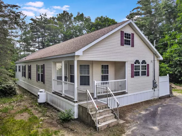131 Ferry RD, Chelsea, ME 04330