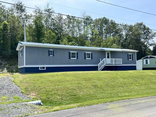 487 Albert ST, Madawaska, ME 04756