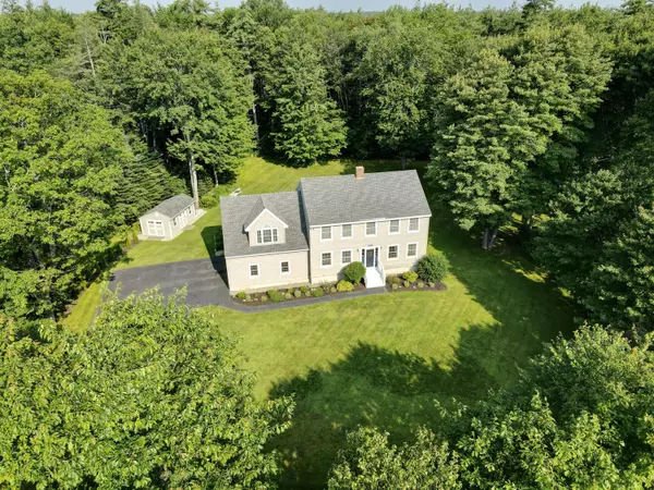 222 Maplewood DR, Arundel, ME 04046