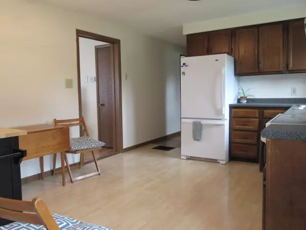 Newport, ME 04953,223 Williams RD