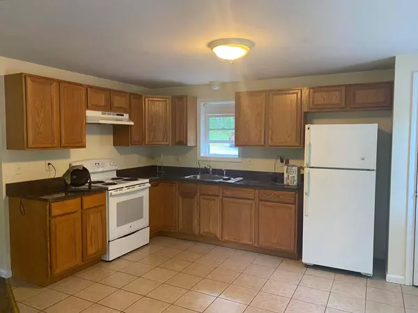 Naples, ME 04055,79 Lewis RD