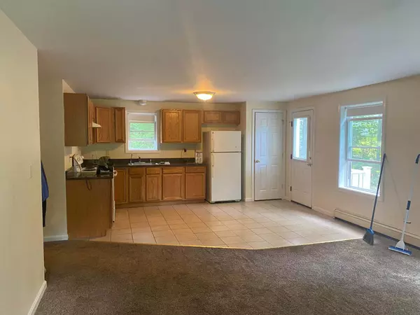 Naples, ME 04055,79 Lewis RD