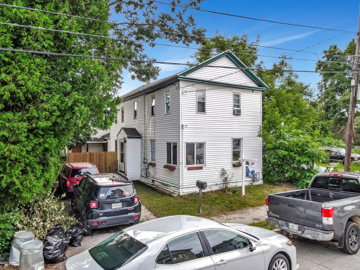 Auburn, ME 04210,8 Myrtle ST