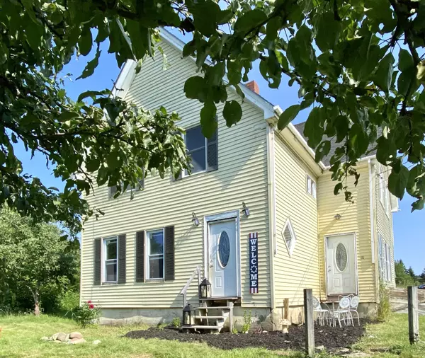 Lubec, ME 04652,10 Barker LN