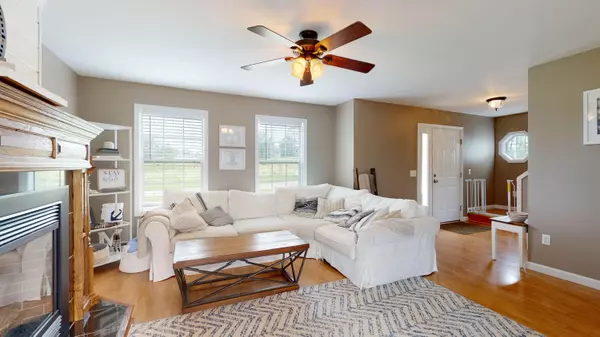 Hudson, ME 04449,4 Maefield LN