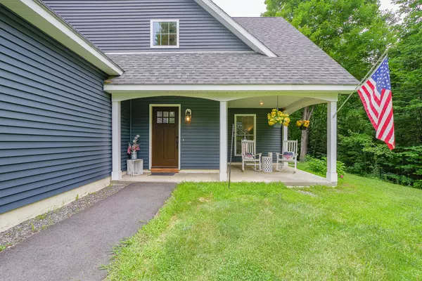 Sidney, ME 04330,21 John's WAY