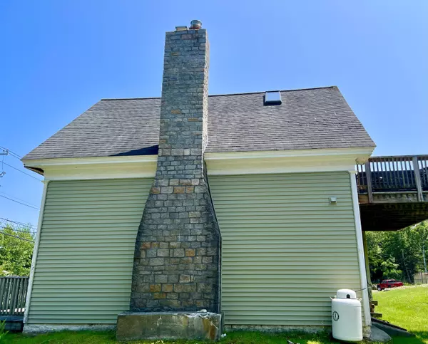 Southwest Harbor, ME 04679,220 Seawall RD