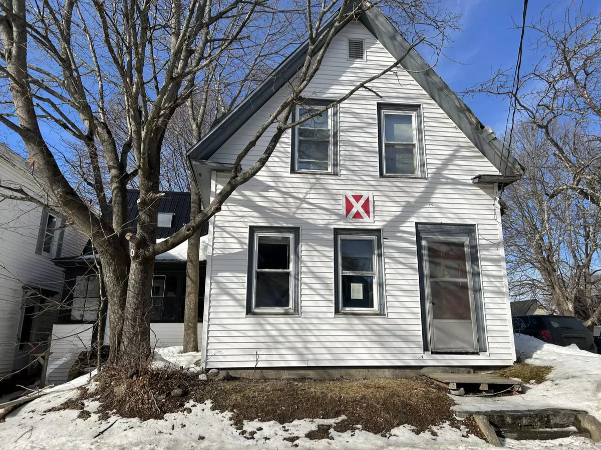 Old Town, ME 04468,14 Union ST