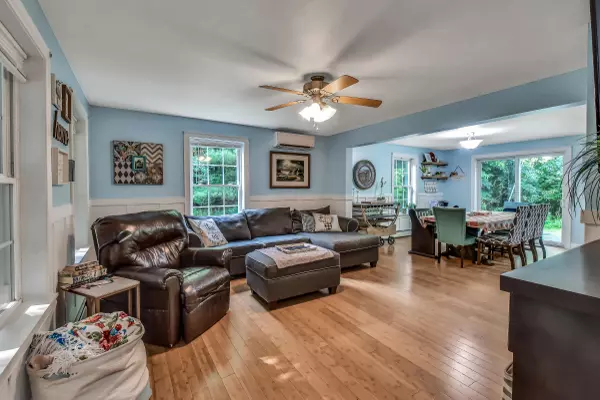 Minot, ME 04258,445 Brighton Hill RD