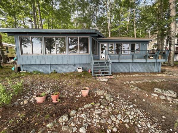 131 Leisure LN, Frye Island, ME 04071