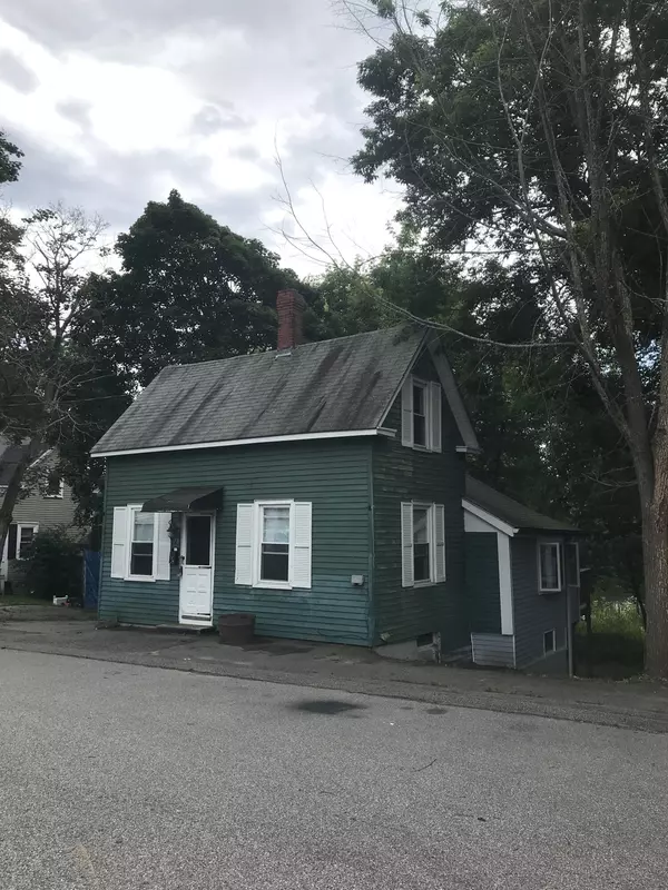 28 River ST, Westbrook, ME 04092