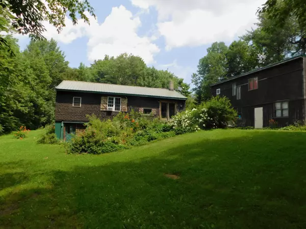 269 Dinsmore RD, Sidney, ME 04330
