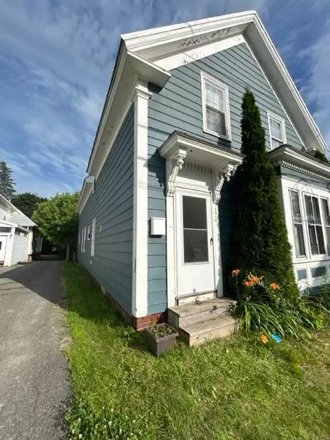 Waterville, ME 04901,174 Water ST