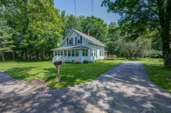 15 Stickney CT, Wilton, ME 04294