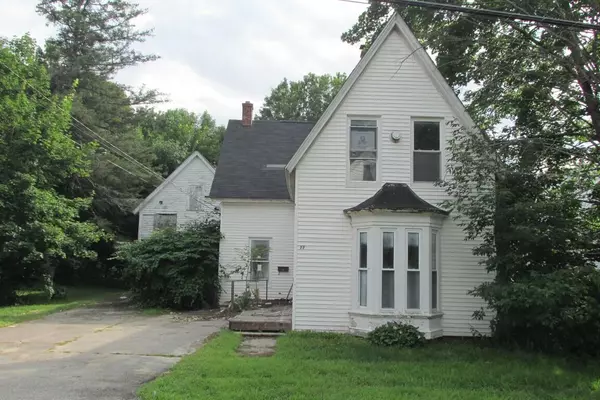 77 Elm ST, Mechanic Falls, ME 04256