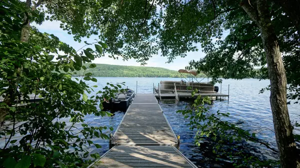 Raymond, ME 04071,16 Swan's RD