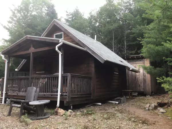 Robbinston, ME 04671,6 Travis LN