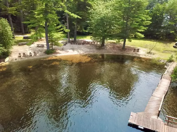 Raymond, ME 04071,43 Zephyr RD