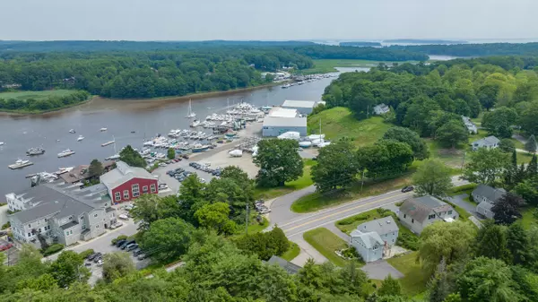 Yarmouth, ME 04096,137 Lafayette ST