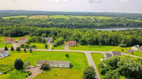 Vassalboro, ME 04989,12 Trisha LN