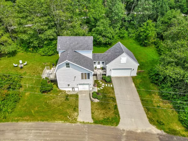 11 Summer ST, South Thomaston, ME 04858