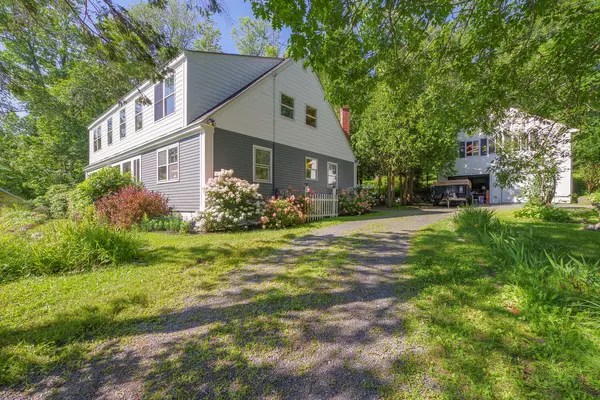 Northport, ME 04849,609 Shore RD