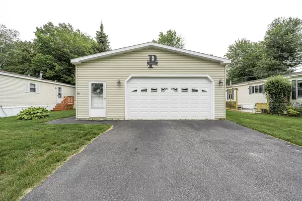 Brunswick, ME 04011,20 Karen LN