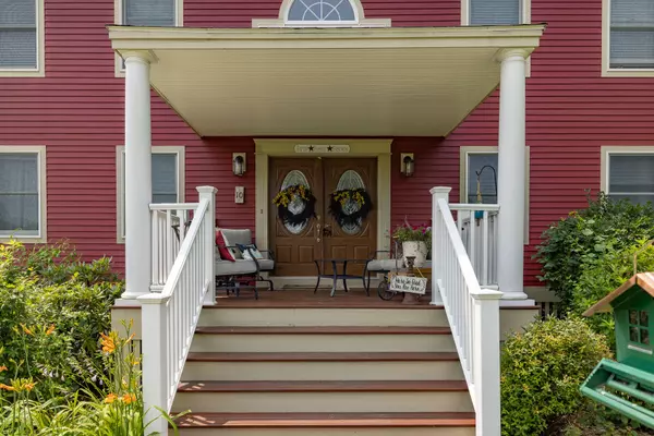 Dover, NH 03820,10 Hidden Valley DR