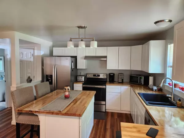 Passadumkeag, ME 04475,4 Bray CIR