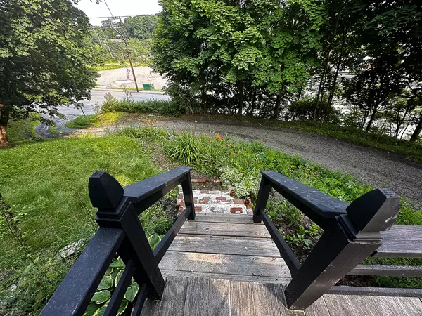 East Machias, ME 04630,551 Main ST