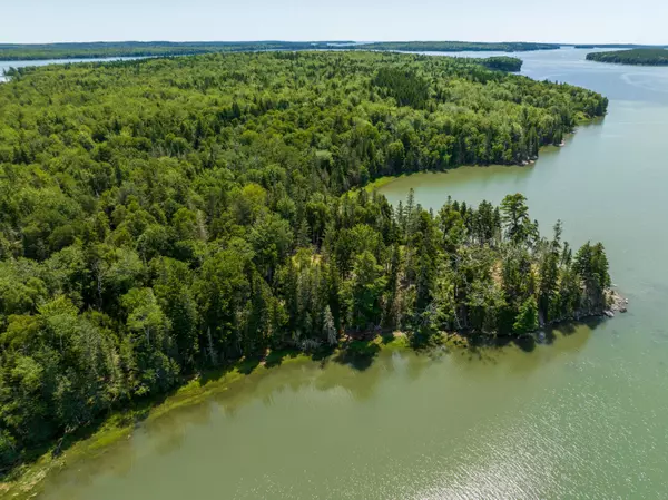 Harrington, ME 04643,117 Putnam DR