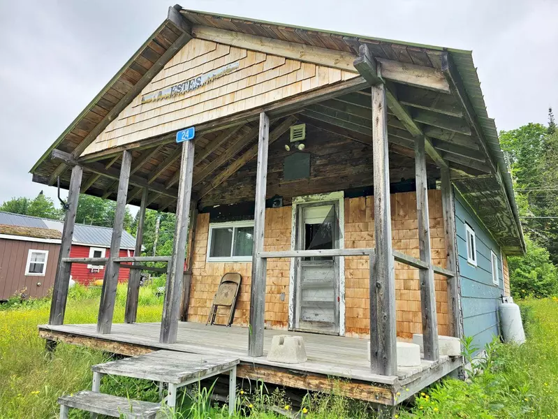 24 Aroostook RD, T11 R4 Wels, ME 04757