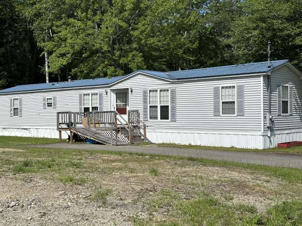 148 Cedar ST, Millinocket, ME 04462