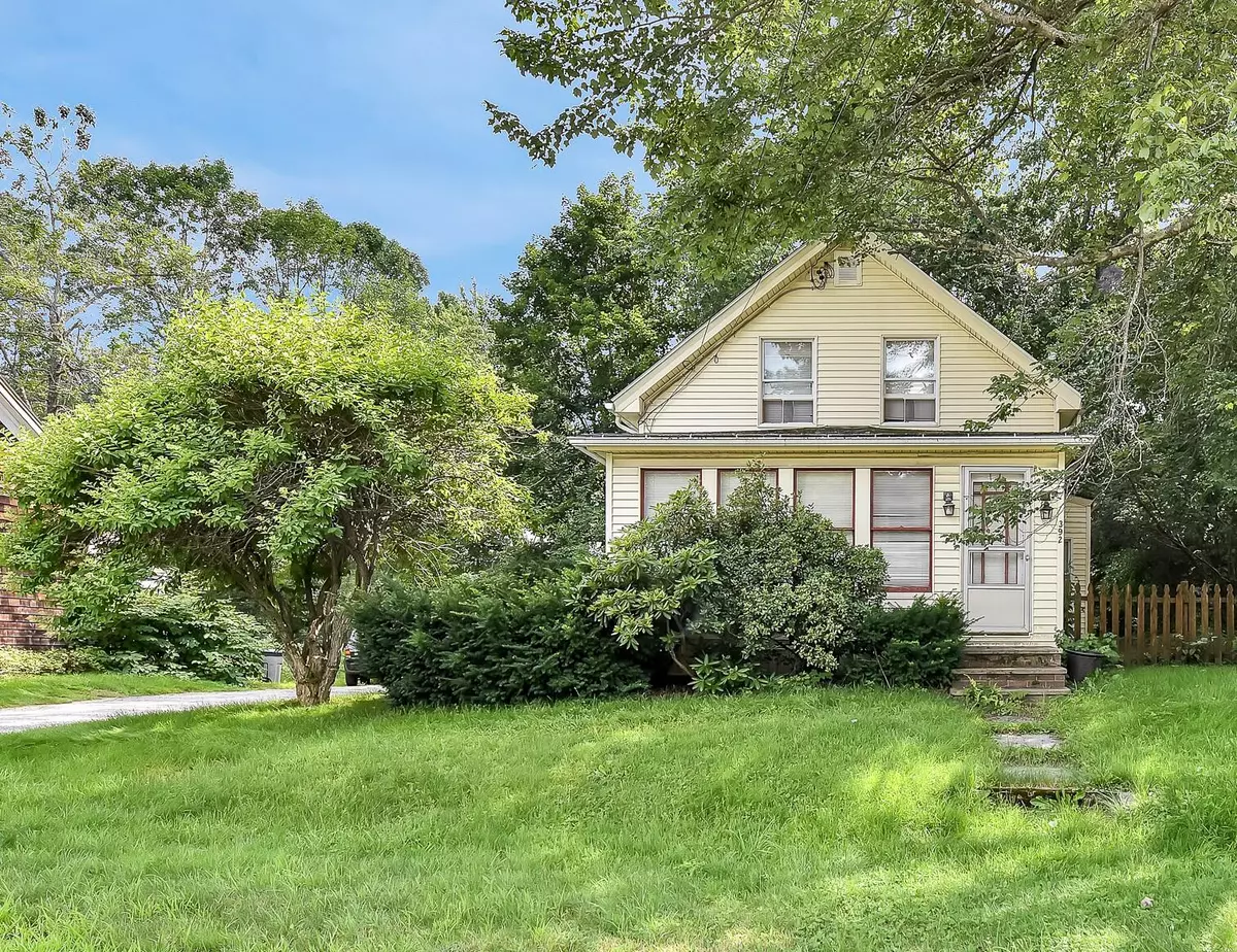 Minot, ME 04258,392 Minot AVE