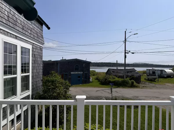 Lubec, ME 04652,42 Dewey-Mowry ST
