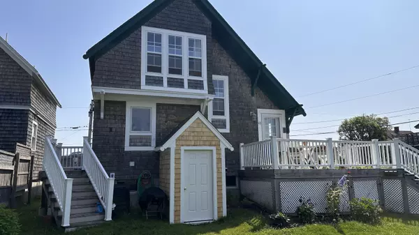 Lubec, ME 04652,42 Dewey-Mowry ST